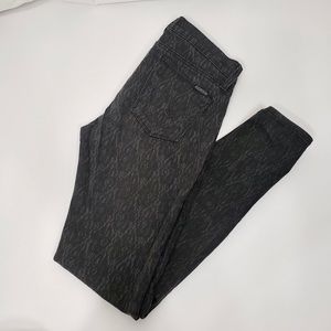 Hudson Krista Super Skinny in Charcoal